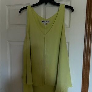 Ava & Viv Vibrant Green Sleeveless Blouse